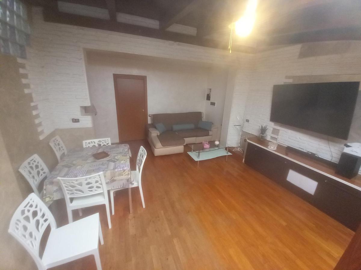 Pharos Villa Bari